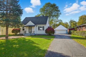 6750 Sy exterior