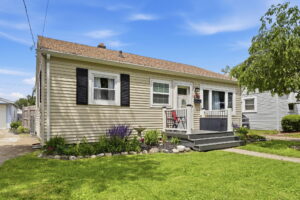 512 Saint Lawrence exterior