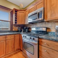 784 Amherst kitchen 5
