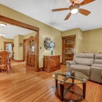784 Amherst living room 4