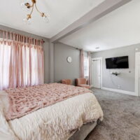 64 bdrm 12