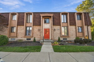 110 Groton exterior